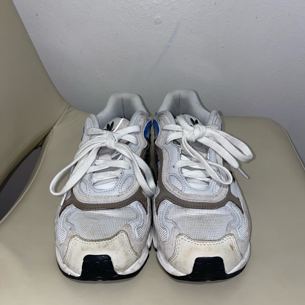 Adidas Response CL